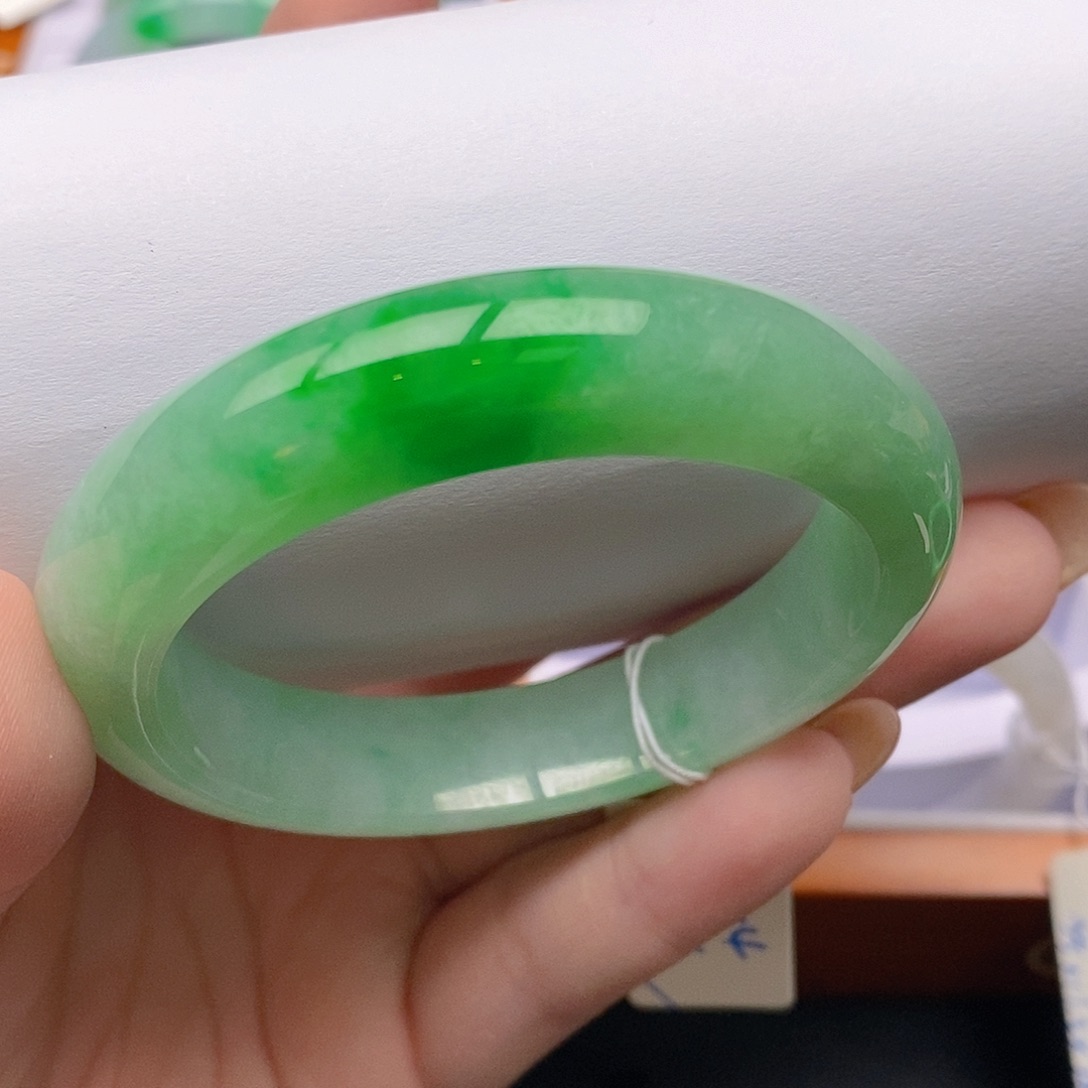 翡翠未镶嵌手镯55