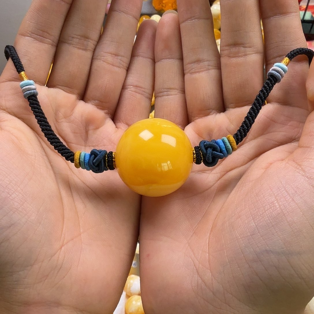 蜜蜡珠宝奇石未镶嵌清***?