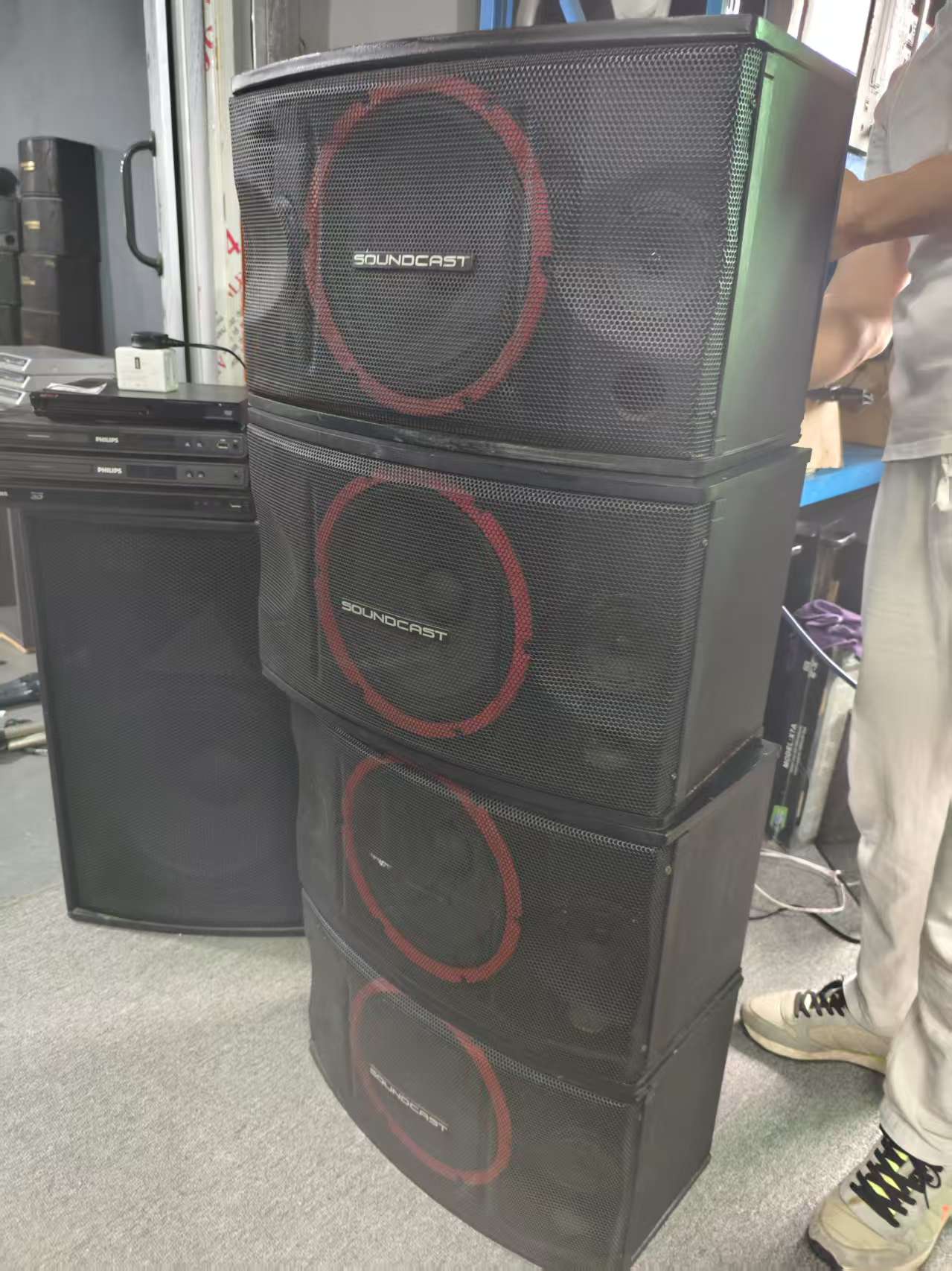 8新  一对 10寸 卡包音响  不包邮 运费到付