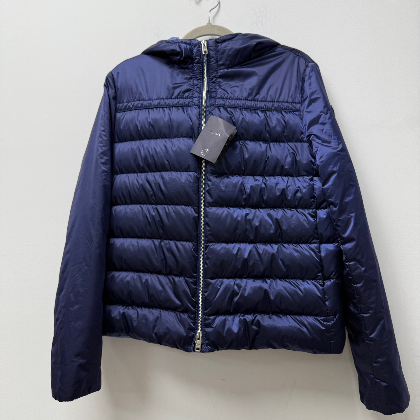 未使用 Prada/普拉达 42码/Prada三角标鹅绒羽绒服/闲置