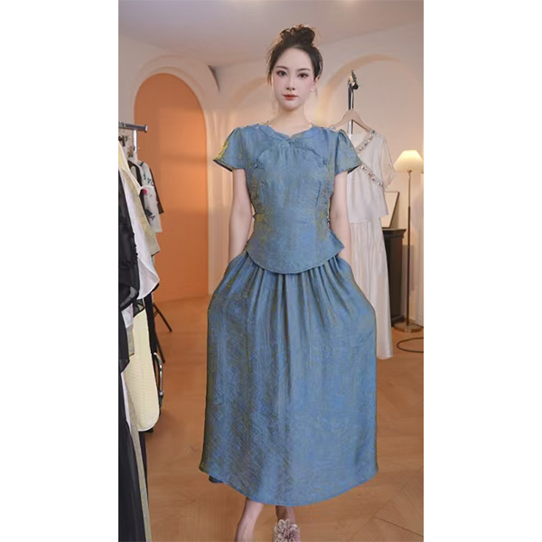 【赠送运费险】L8941  2025年夏季新款国风气质上衣+中长款半裙