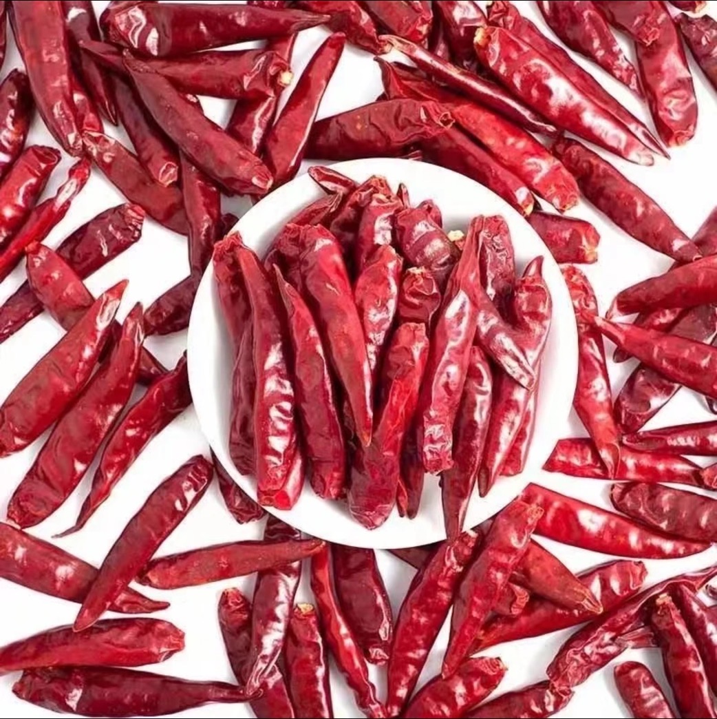 正宗自然成熟晾晒干辣椒炒菜增香必备