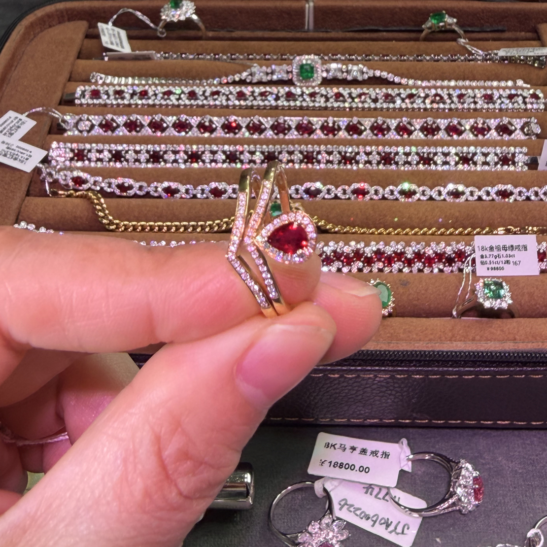 18K金红宝石戒指