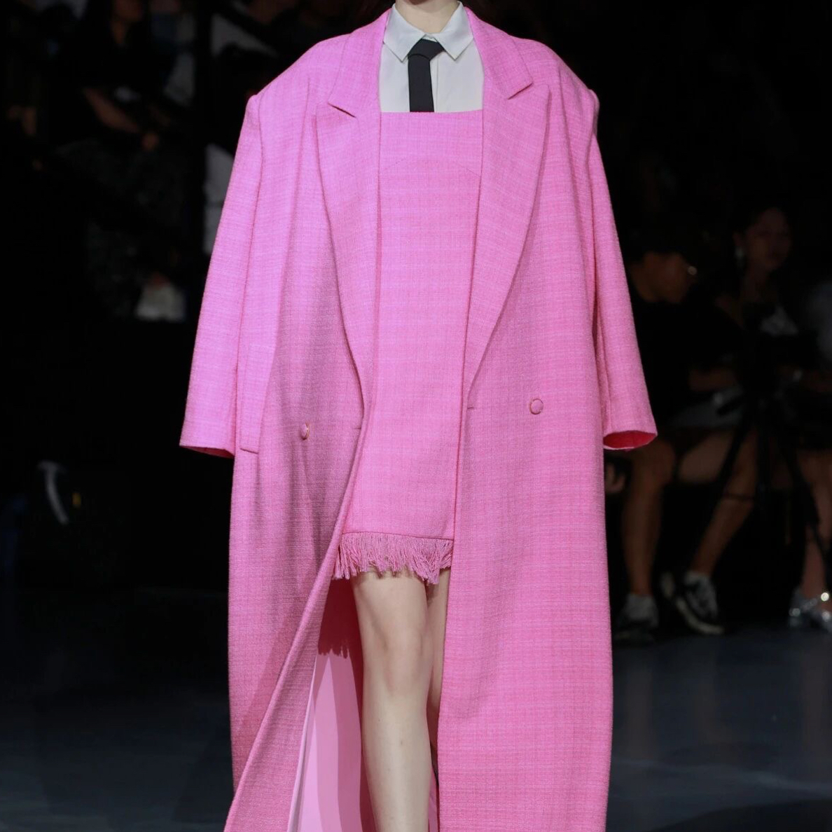 莹之类服装店专拍809-899