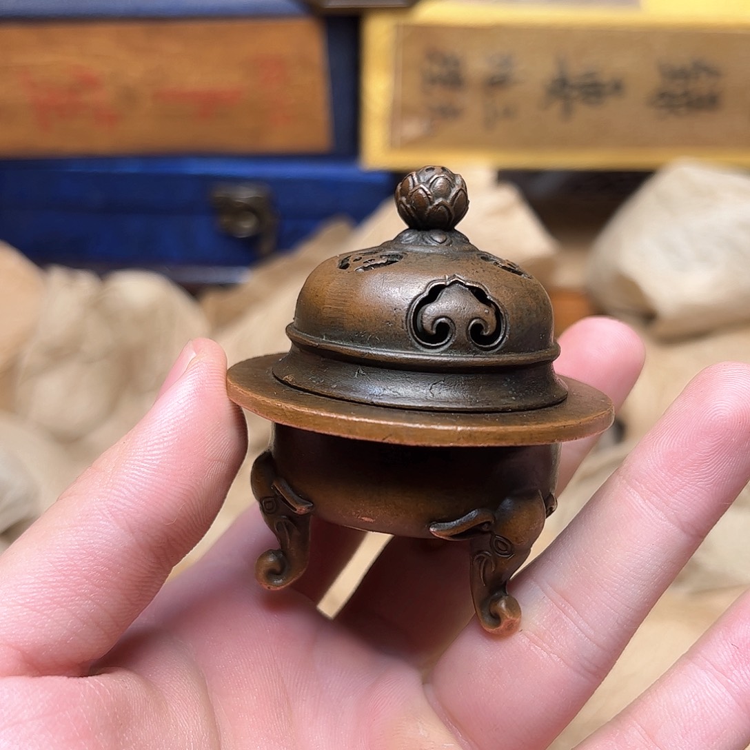 精美铜器点击下单