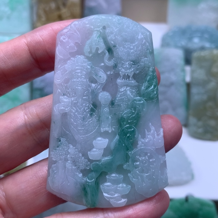 定制翡翠未镶嵌挂件玉龙财神山水挂件