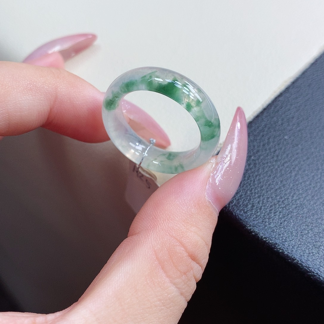 翡翠戒指未镶嵌17号