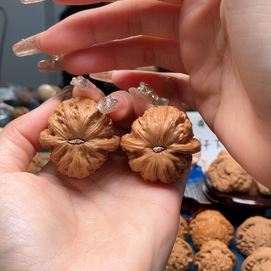 文玩核桃把件球白38