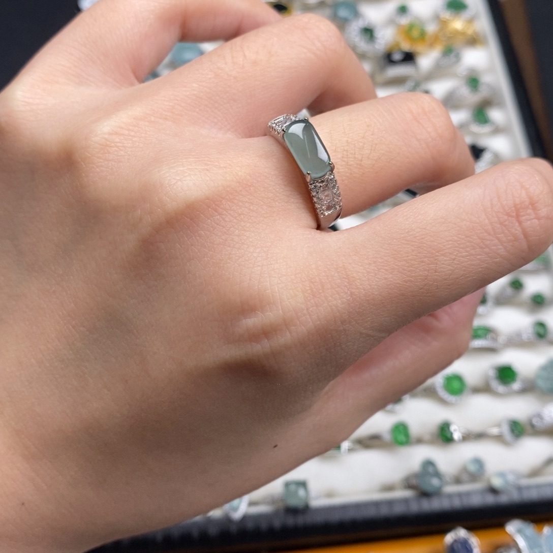 未镶嵌挂件翡翠翡翠