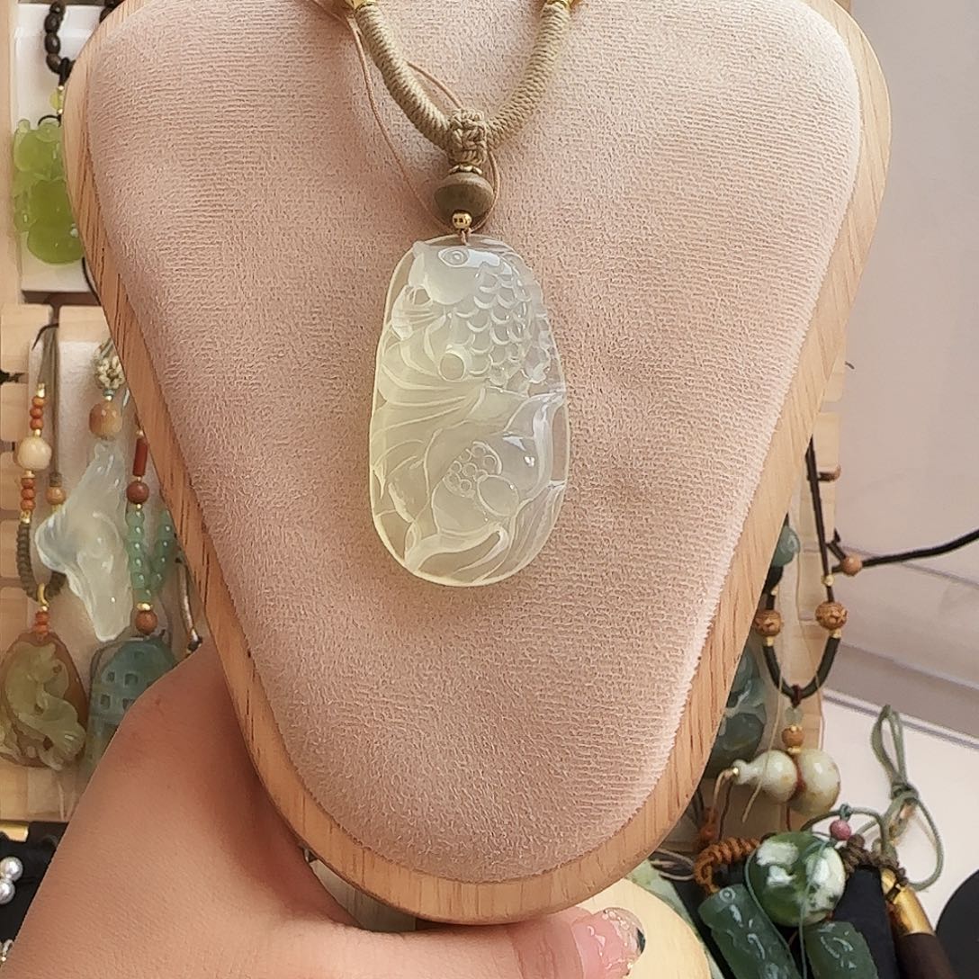 幸****蛇纹石玉合金颈饰