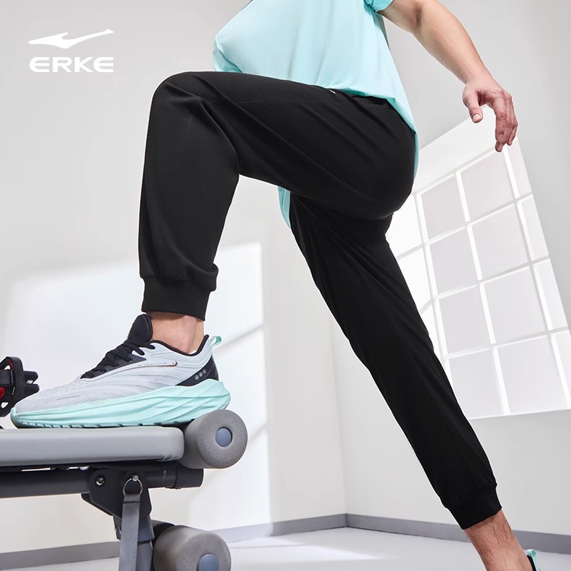 鸿星尔克2025新款男子长裤户外运动吸湿排汗休闲长裤51225002011