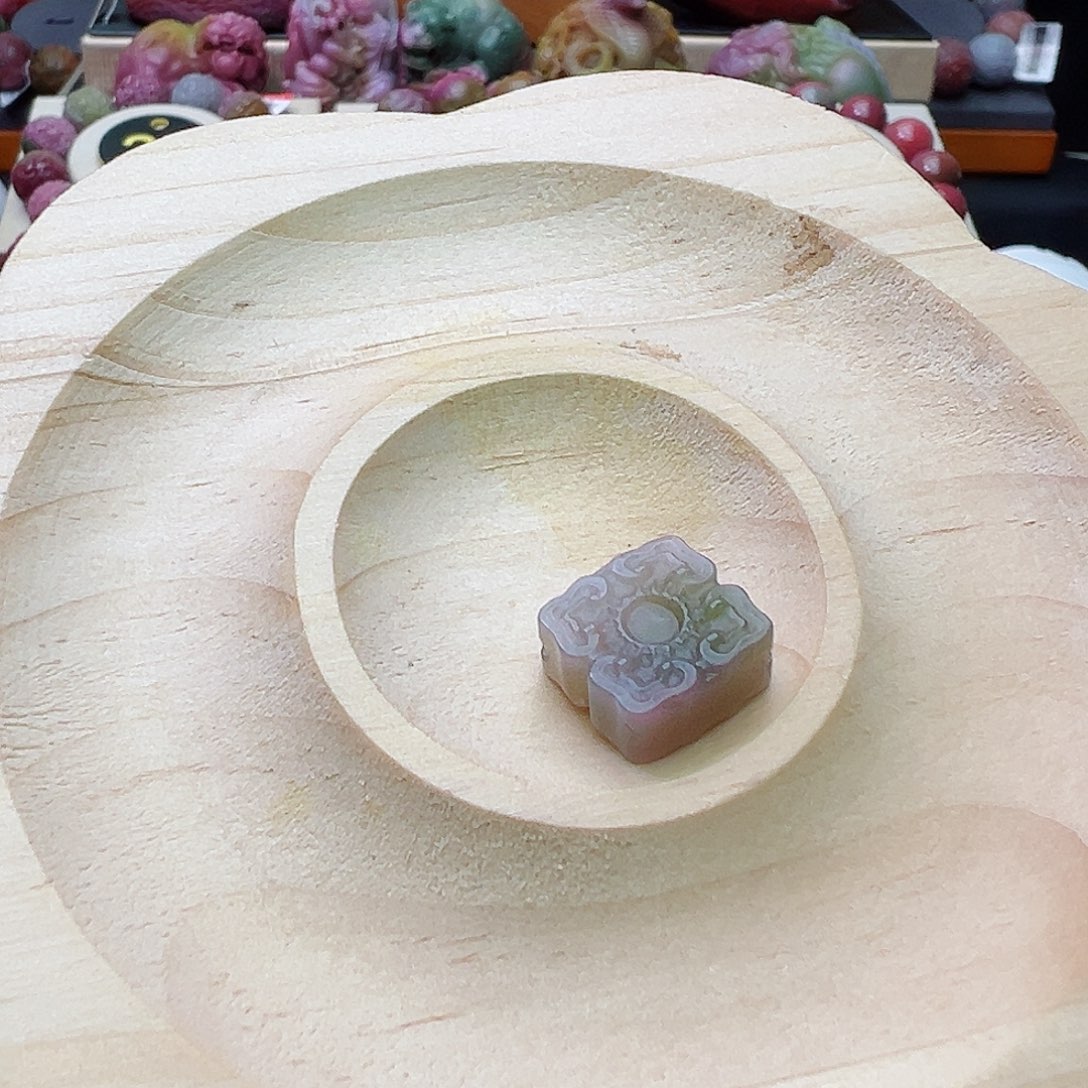 石英质玉盐源玛瑙定制未镶嵌