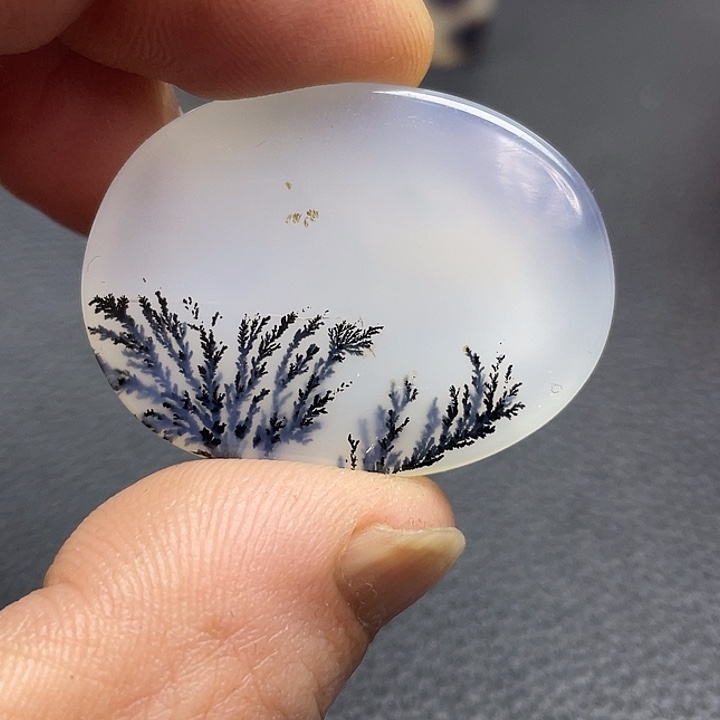 俺***下玛瑙/玉髓未镶嵌颈饰