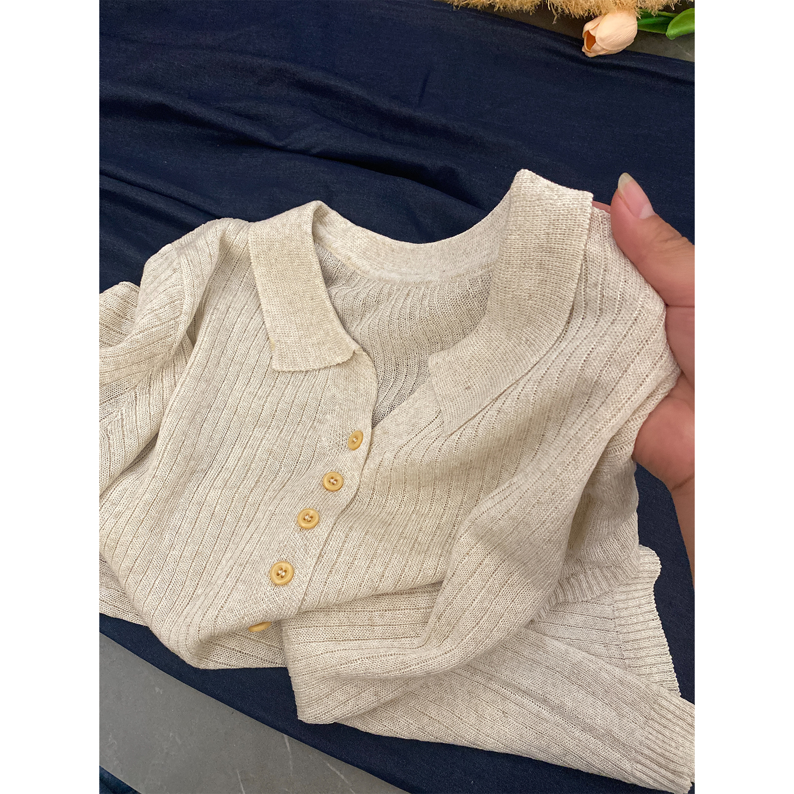 「小方领」夏季薄款polo领单排扣针织短袖女设计感t恤上衣-2820