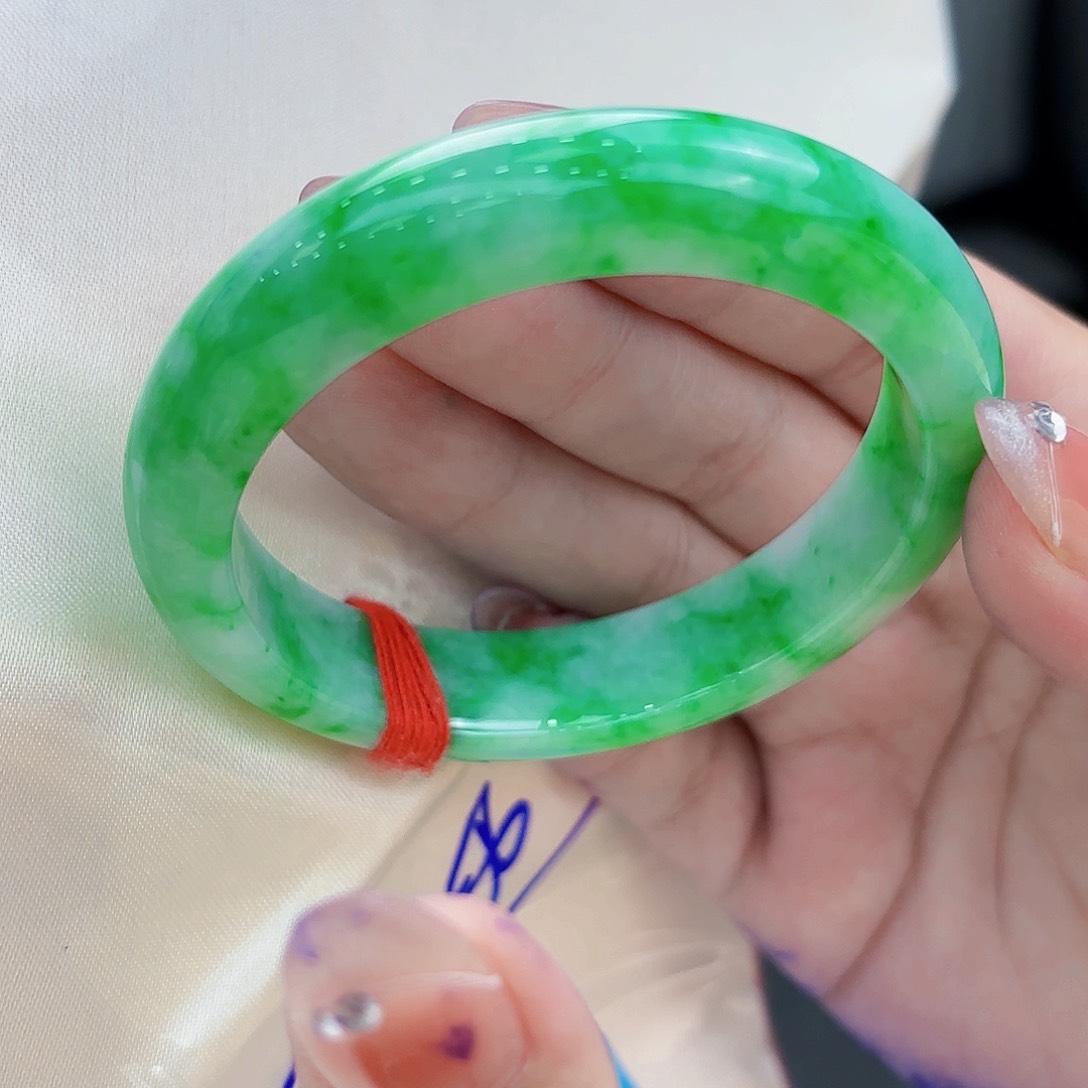 翡翠手镯未镶嵌十*天然缅甸A货翡翠