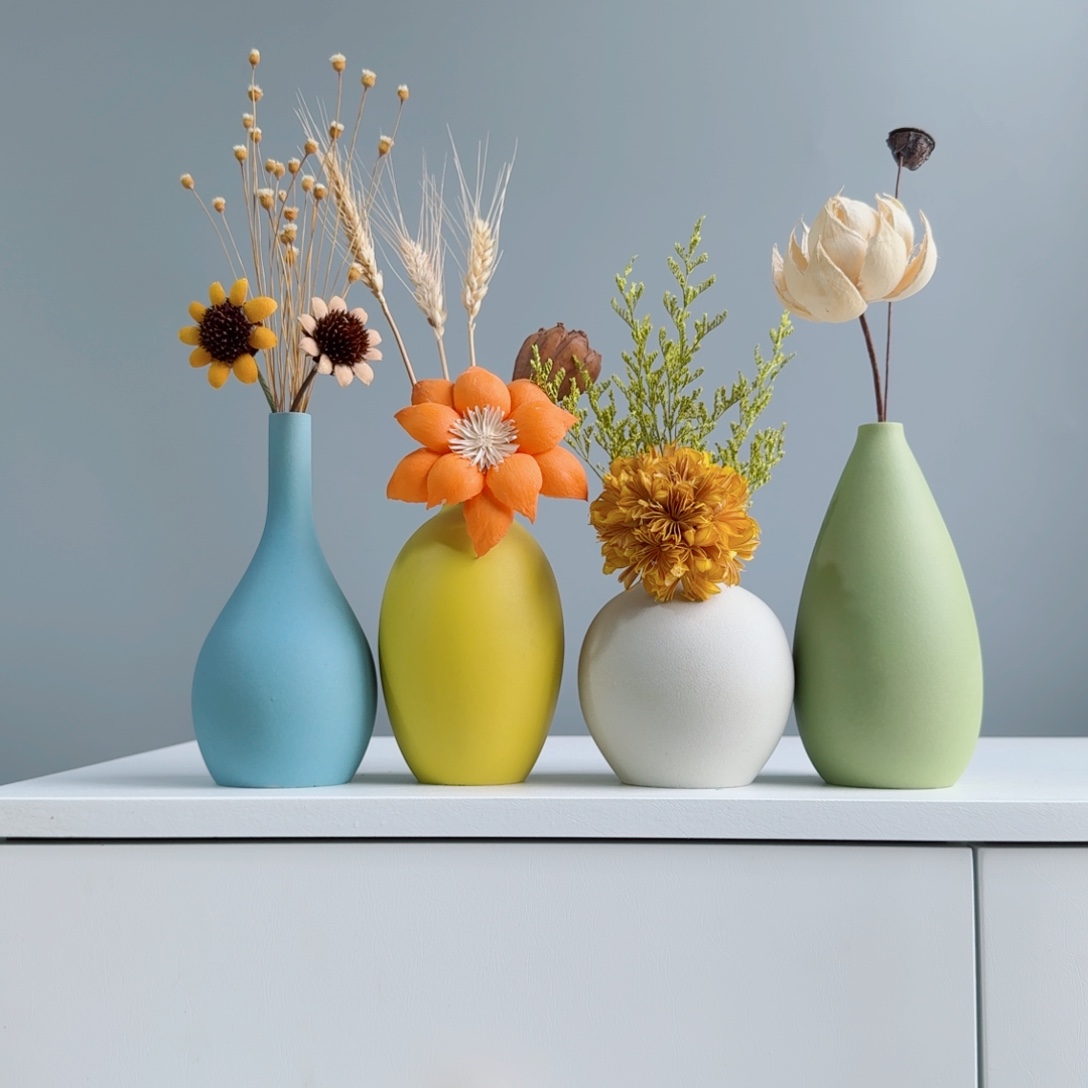 瓷片陶瓷小花瓶含花总高约20-30cm