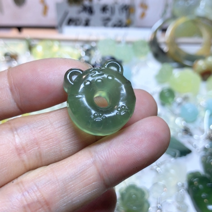 【闪购商品】蛇纹石玉挂件未镶嵌