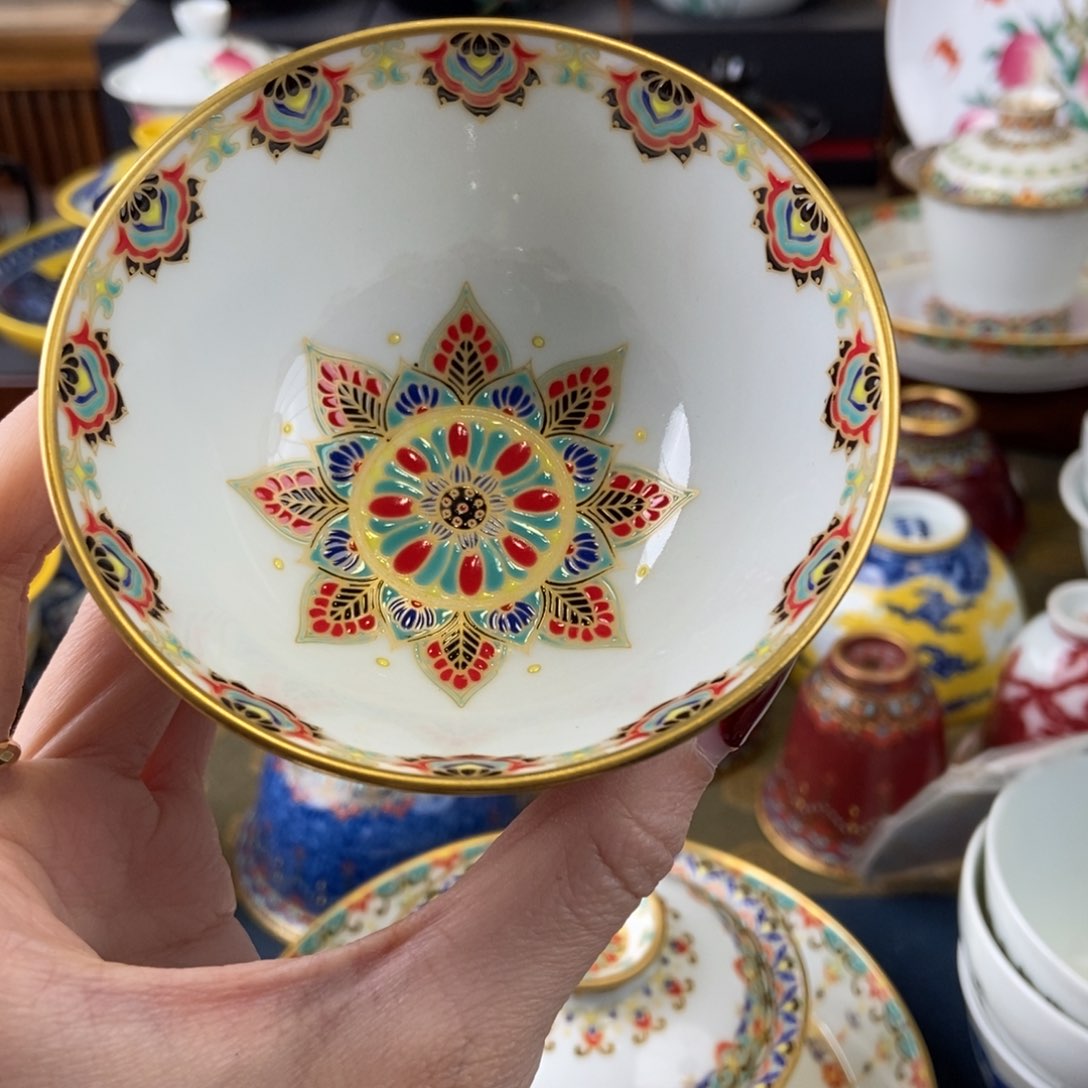 亲爱的老婆们快来加入我们一起