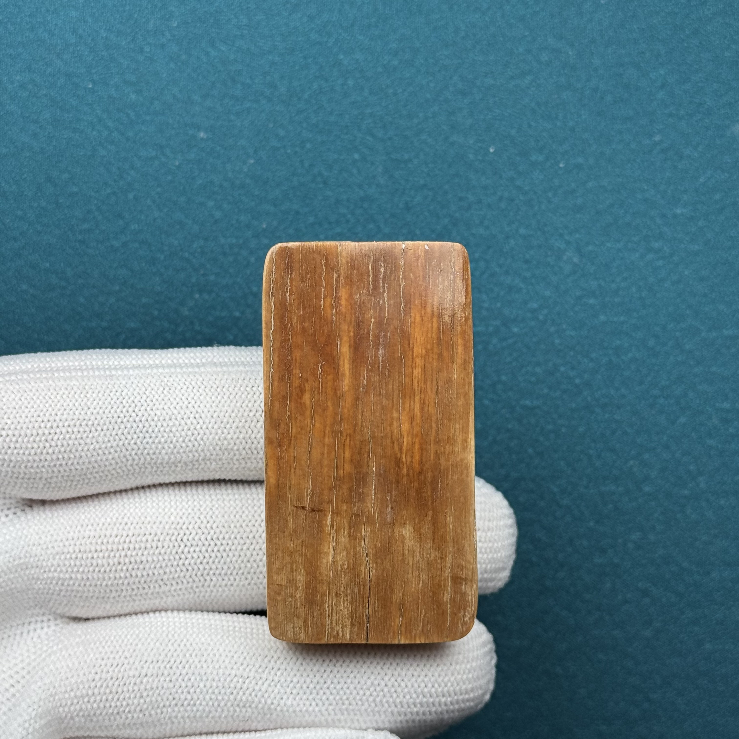 E73-06天然猛犸牙 肥皂红皮无事牌28*53.6*13mm支持复检假一罚十