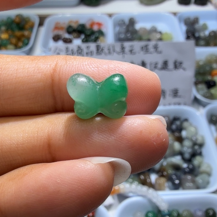 未镶嵌和田玉珠宝半成品包容不退换