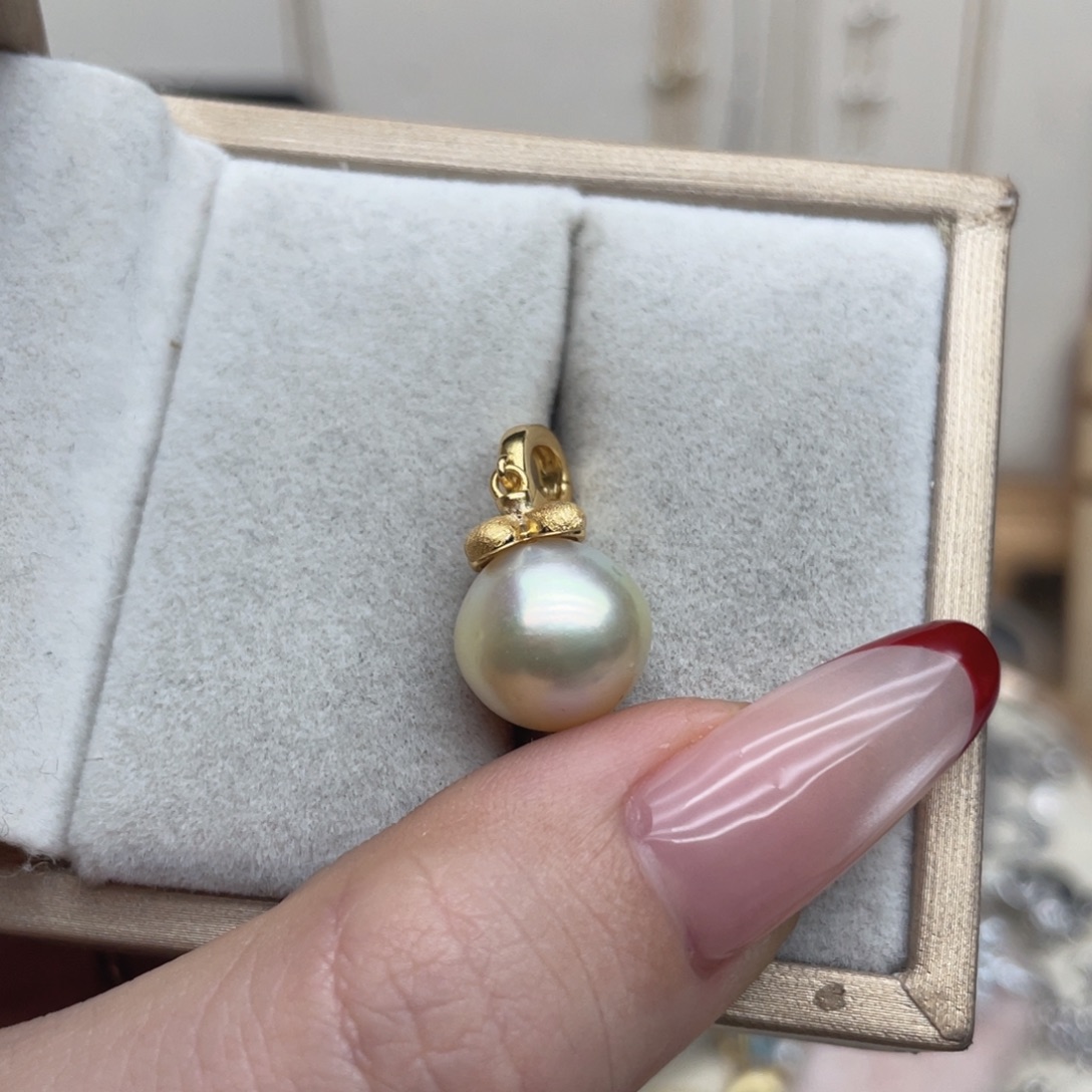 颈饰银S925镶嵌海水珍珠E40