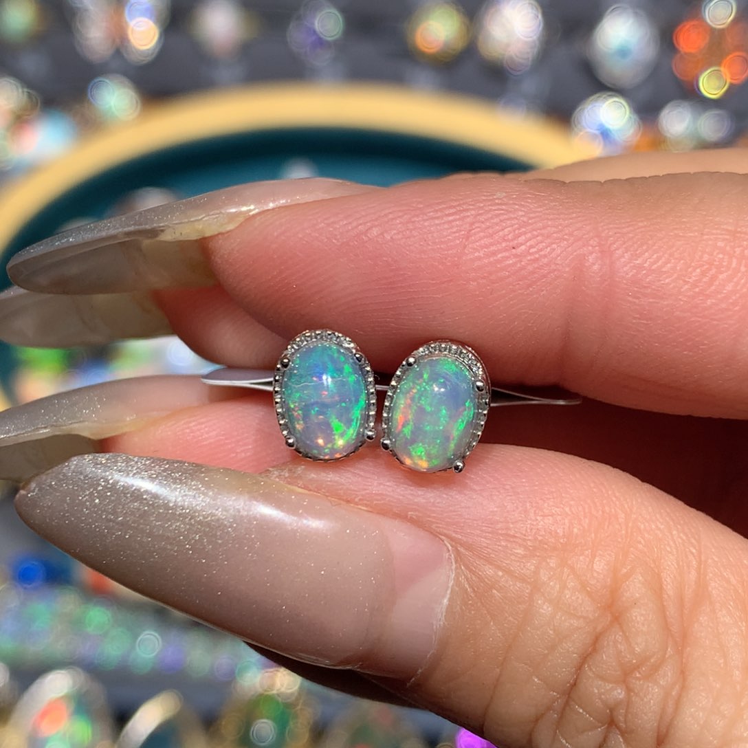 欧泊银S925镶嵌福利耳饰