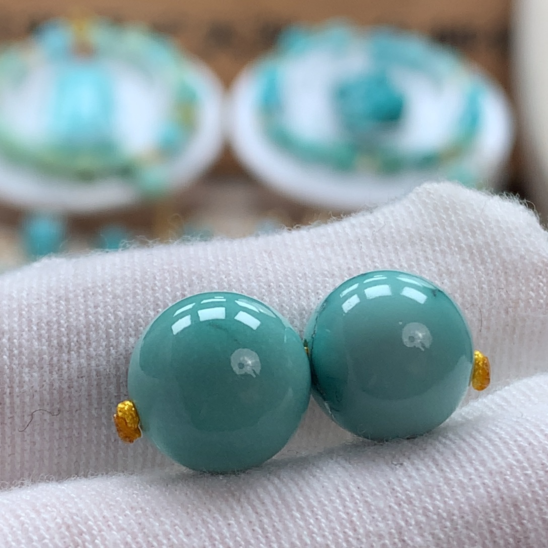 绿松石未镶嵌原矿绿松石圆珠