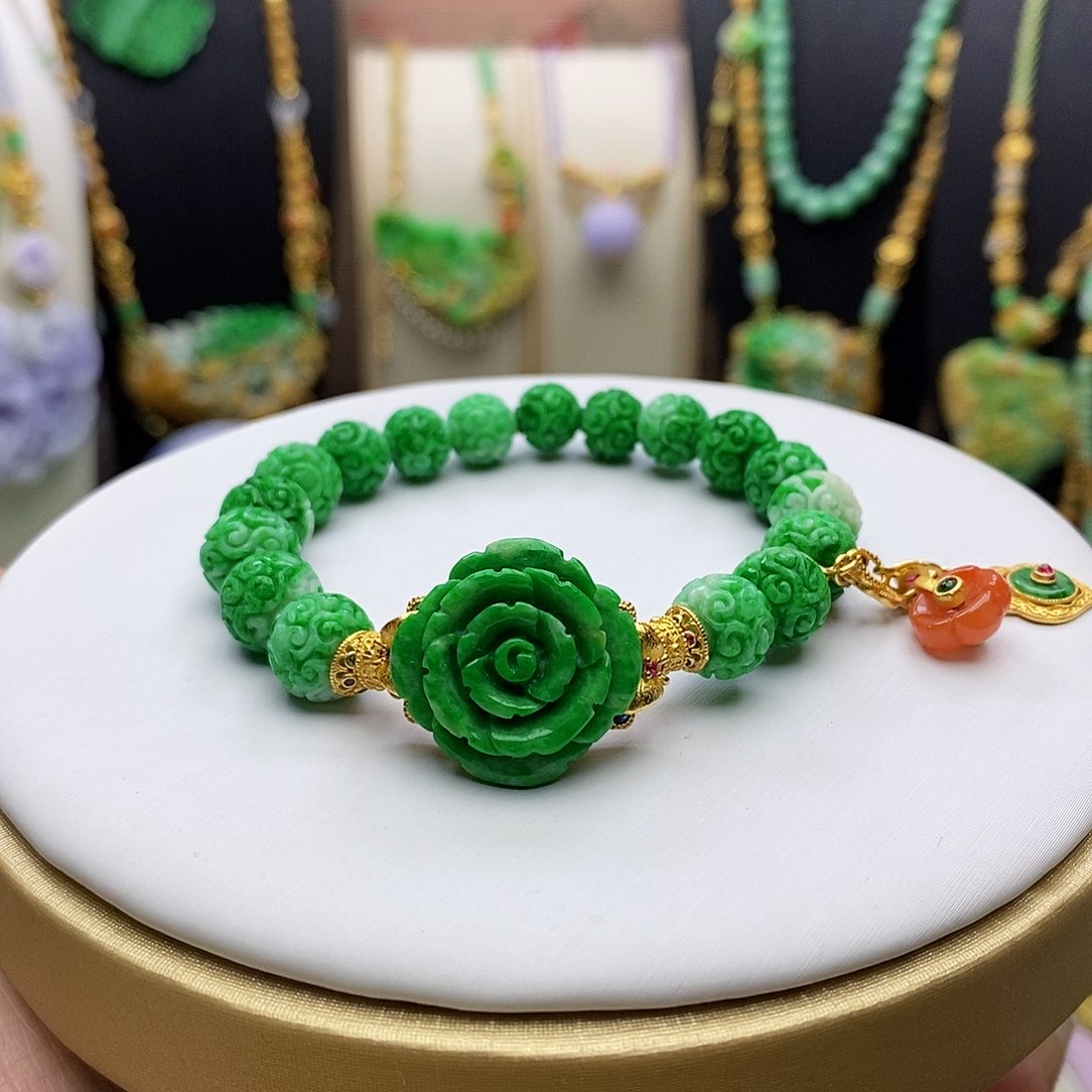 翡翠手链未镶嵌天然