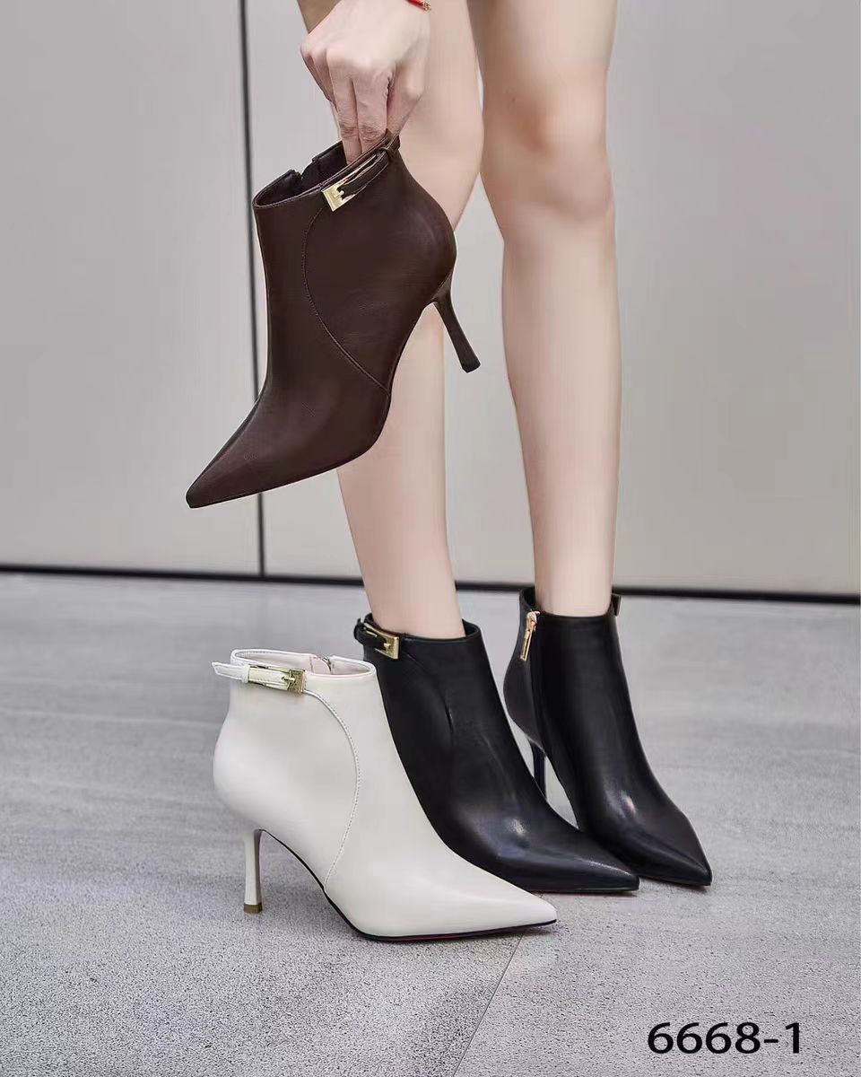钎鸟2025秋冬新款6668-1尖头细跟高跟简约百搭短靴子气质时装靴