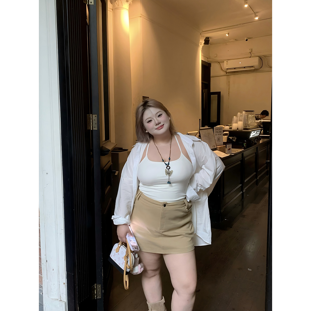 全球花【极简经典】大码卡其色辣妹半身裙高腰显瘦性感包臀A字短裙