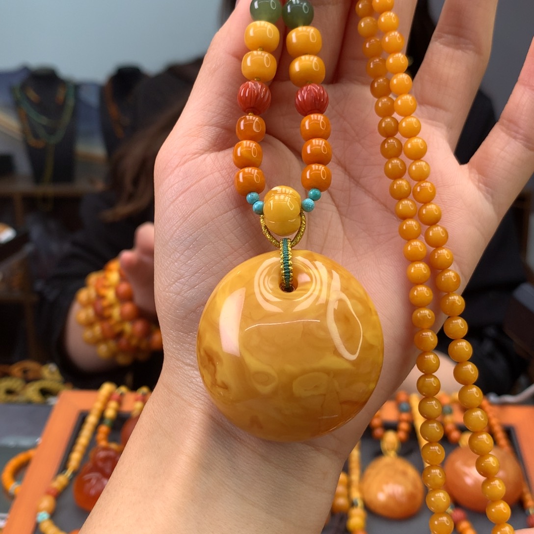 蜜蜡颈饰未镶嵌天然