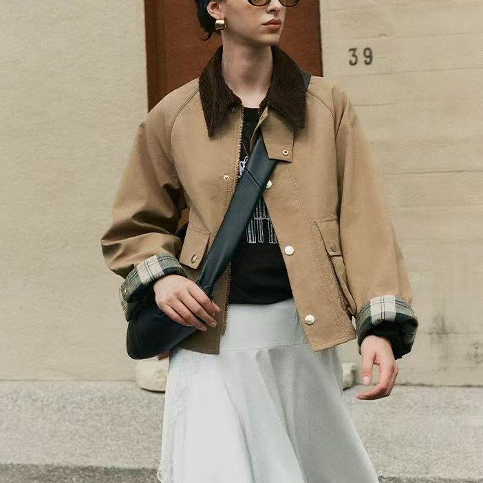 宝丫轻奢 女式T时时尚撞色翻领夹克外套Z403