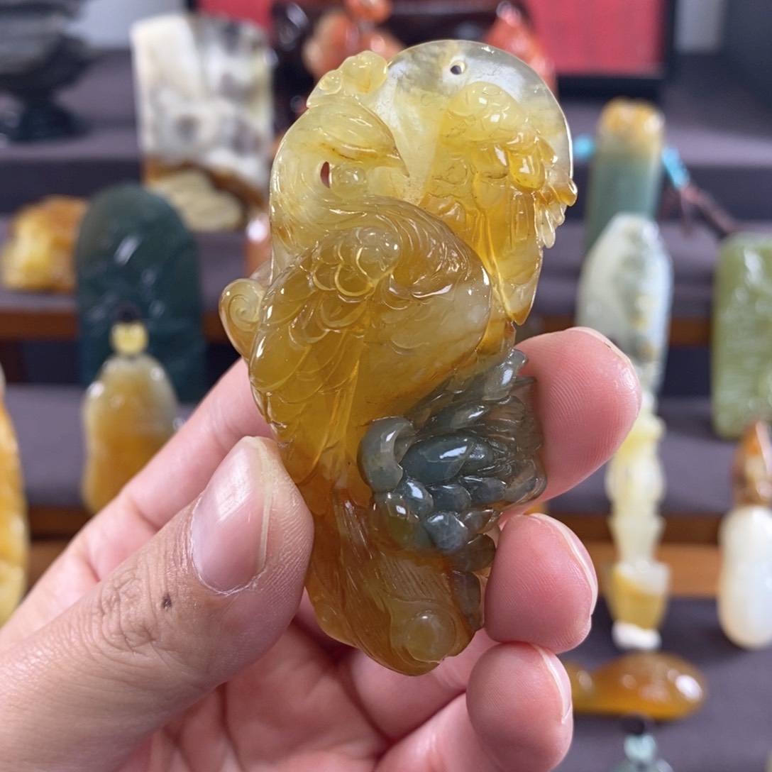 岫玉凤凰挂件未镶嵌