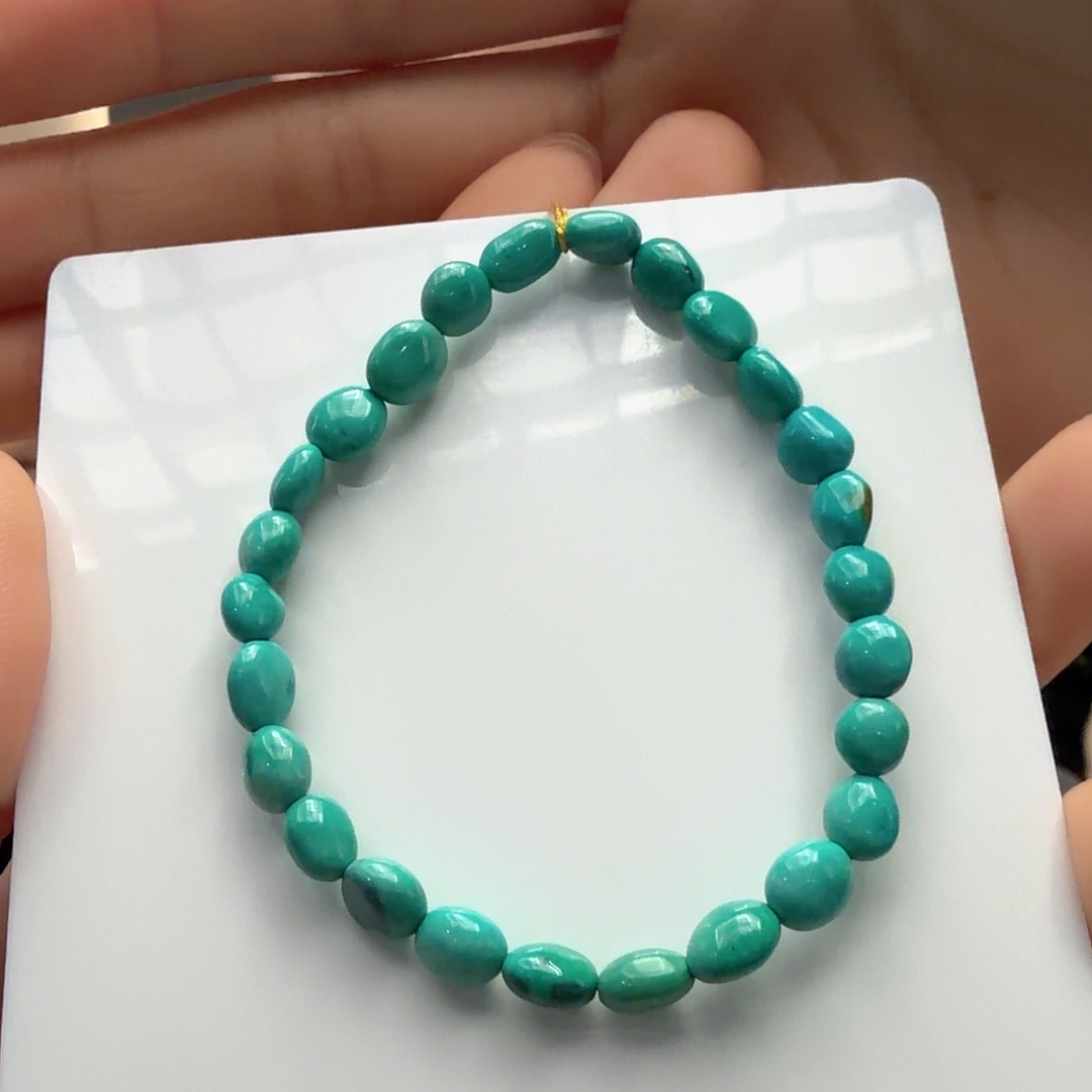 绿松石未镶嵌颈饰