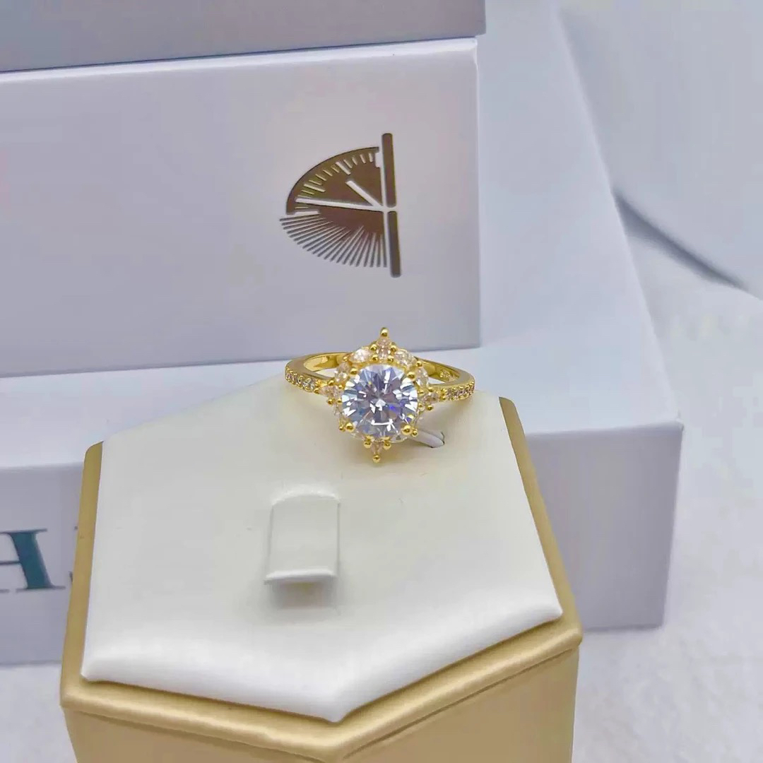 黄铜莫桑石戒指 DANA莫桑石戒指yakut kuzluh uzuh 