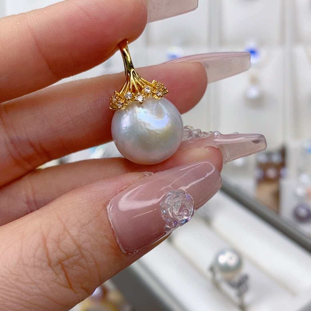 淡水珍珠吊坠(赠链)合金