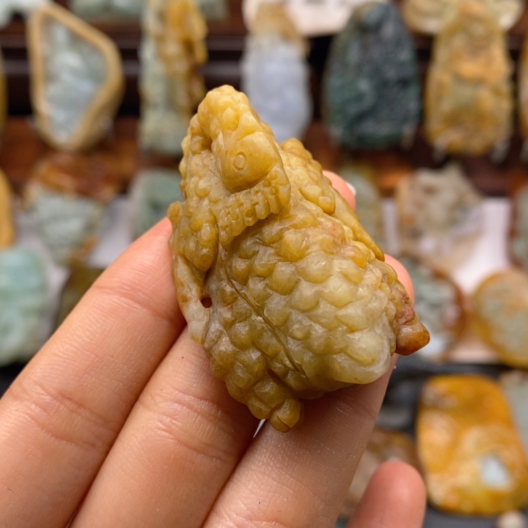 定制翡翠未镶嵌翡翠