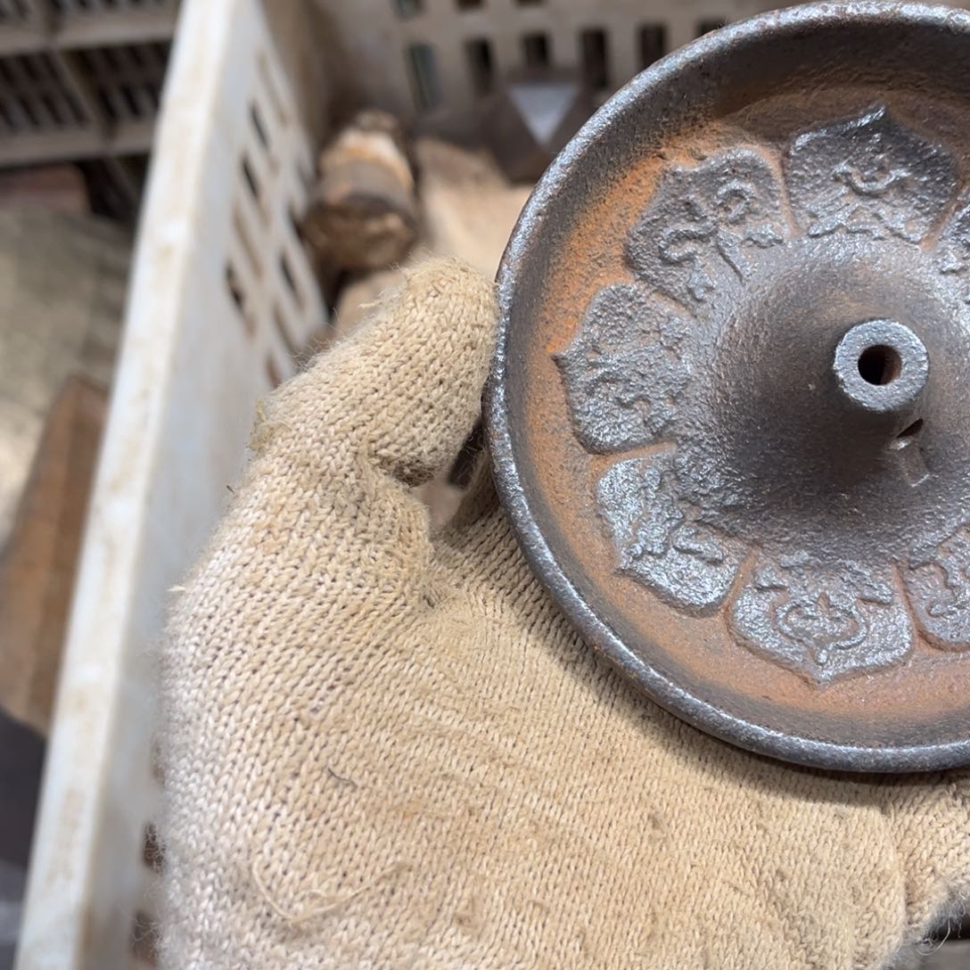 天***空一物一图，工艺品。