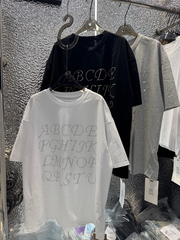 《GZZY》8005～潮牌设计款彩钻大欧货T