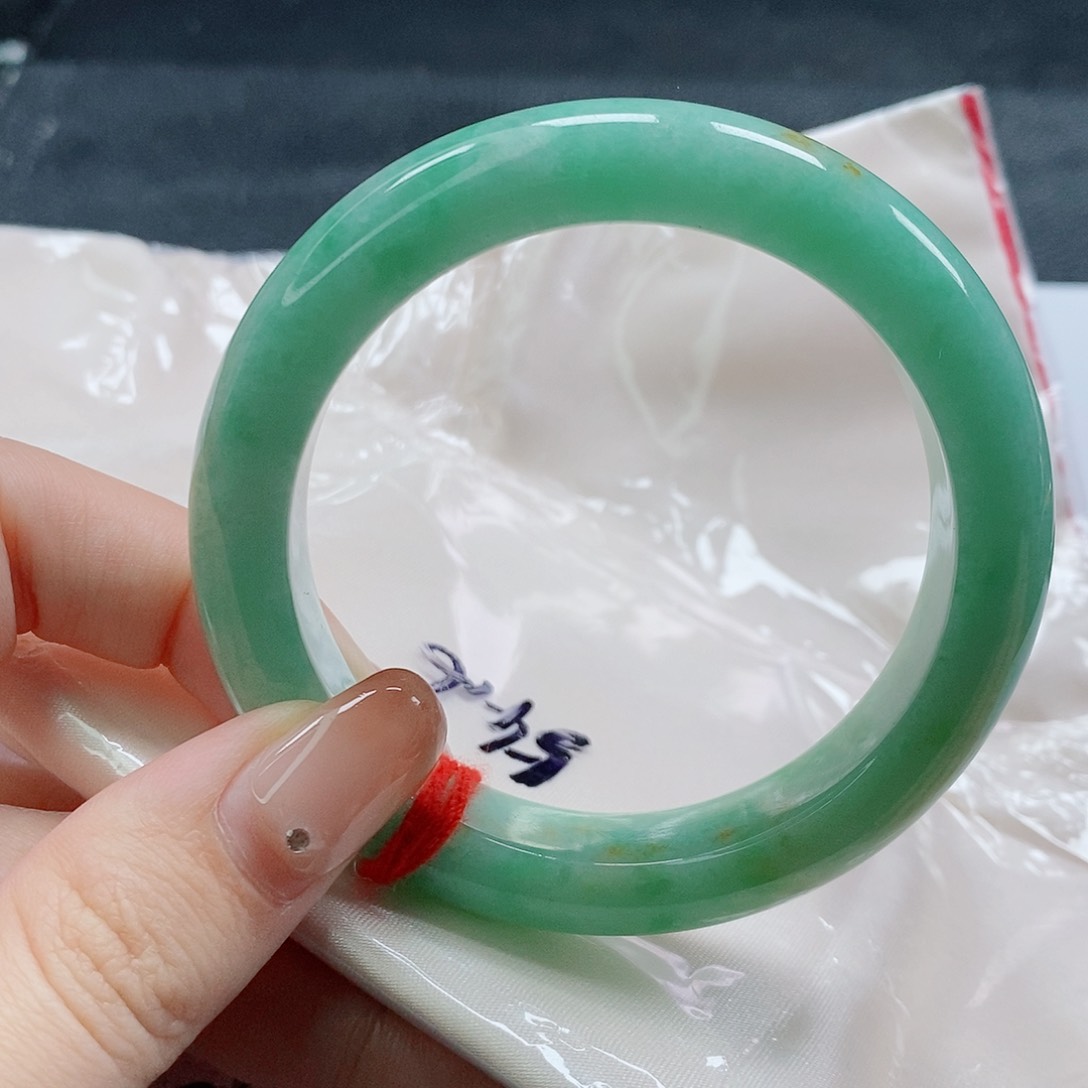 【闪购商品】未镶嵌手镯翡翠416号