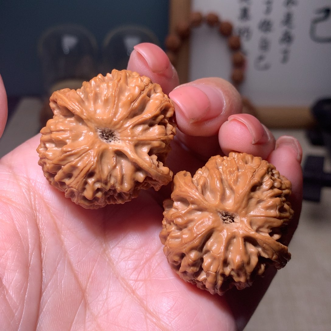 文玩核桃把件苹果