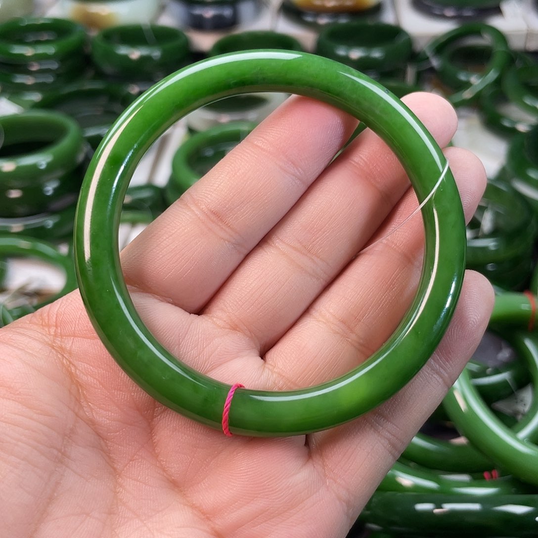 和田玉（碧玉）手镯未镶嵌阳****乐