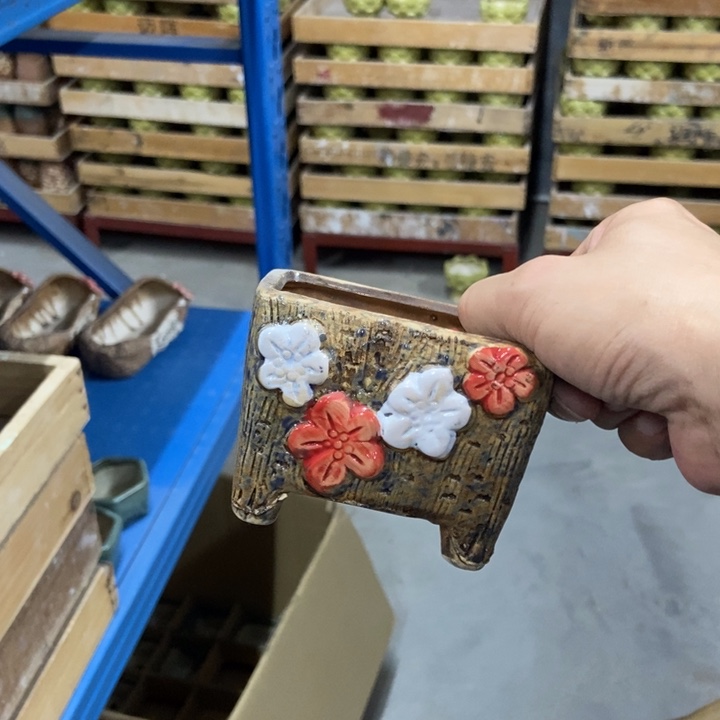 花盆单场满9.9发货9*7*7