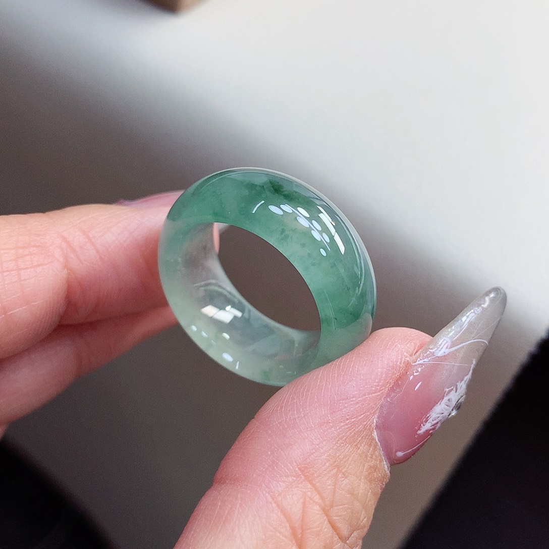 翡翠戒指未镶嵌20号