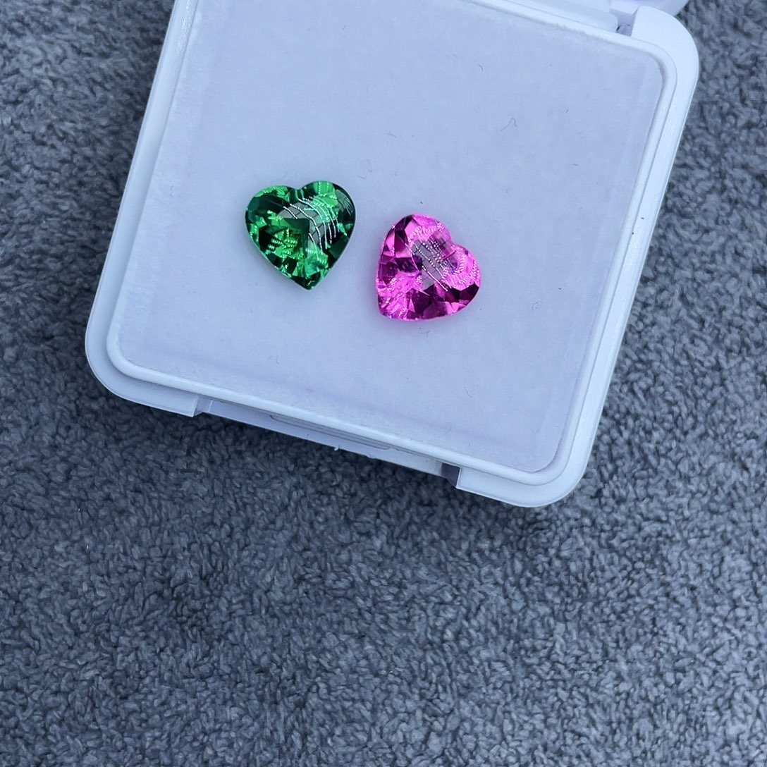 裸石碧玺未镶嵌一对3.72Ct