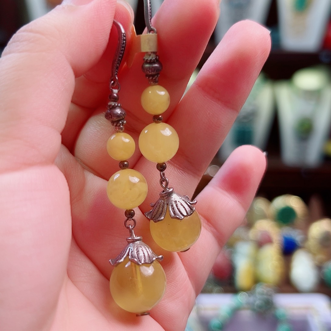 未镶嵌琥珀耳饰国风