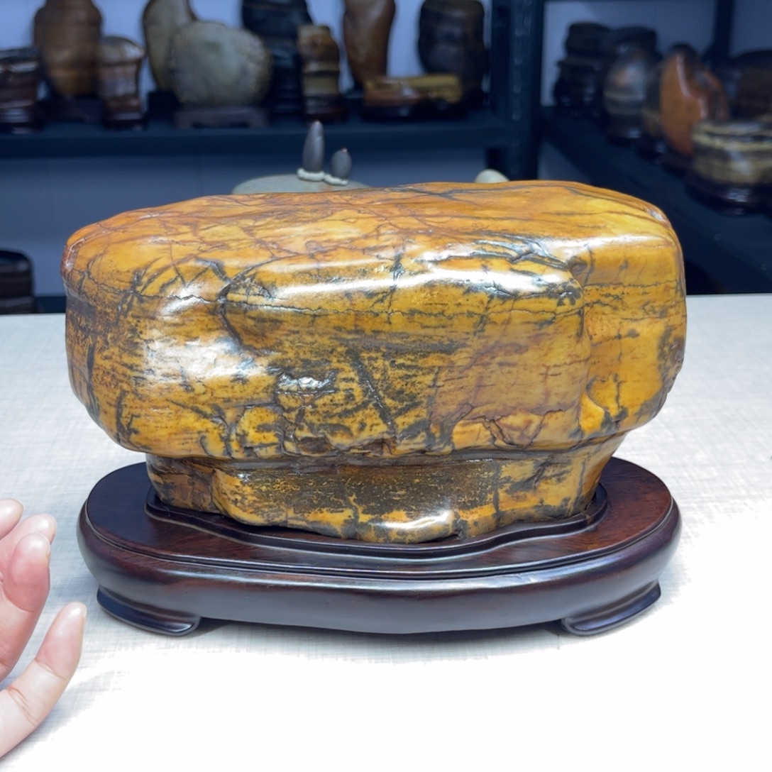 石材广西大化彩玉石配