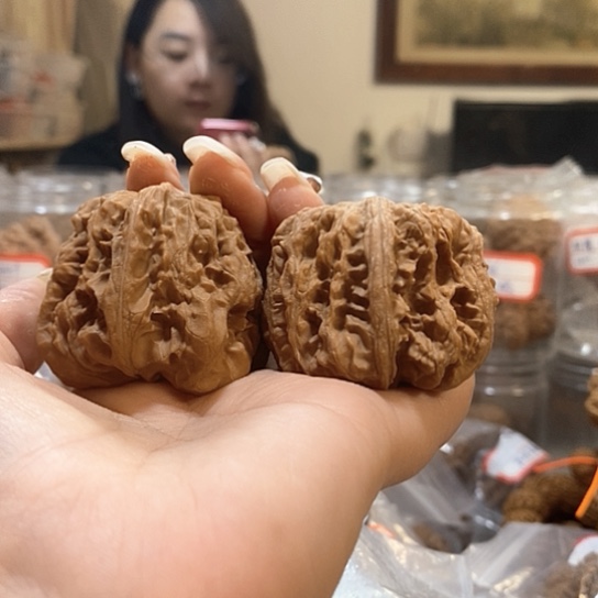 文玩核桃吊坠岁**安丑平谷方块有修