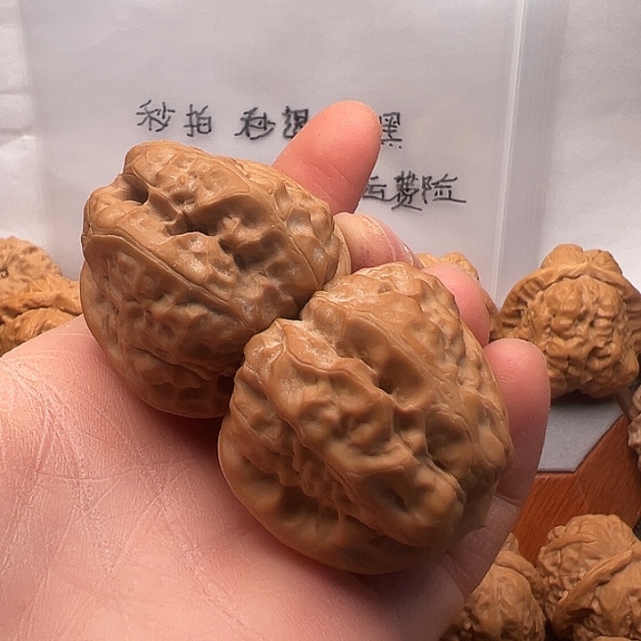 文玩核桃吊坠蛤蟆