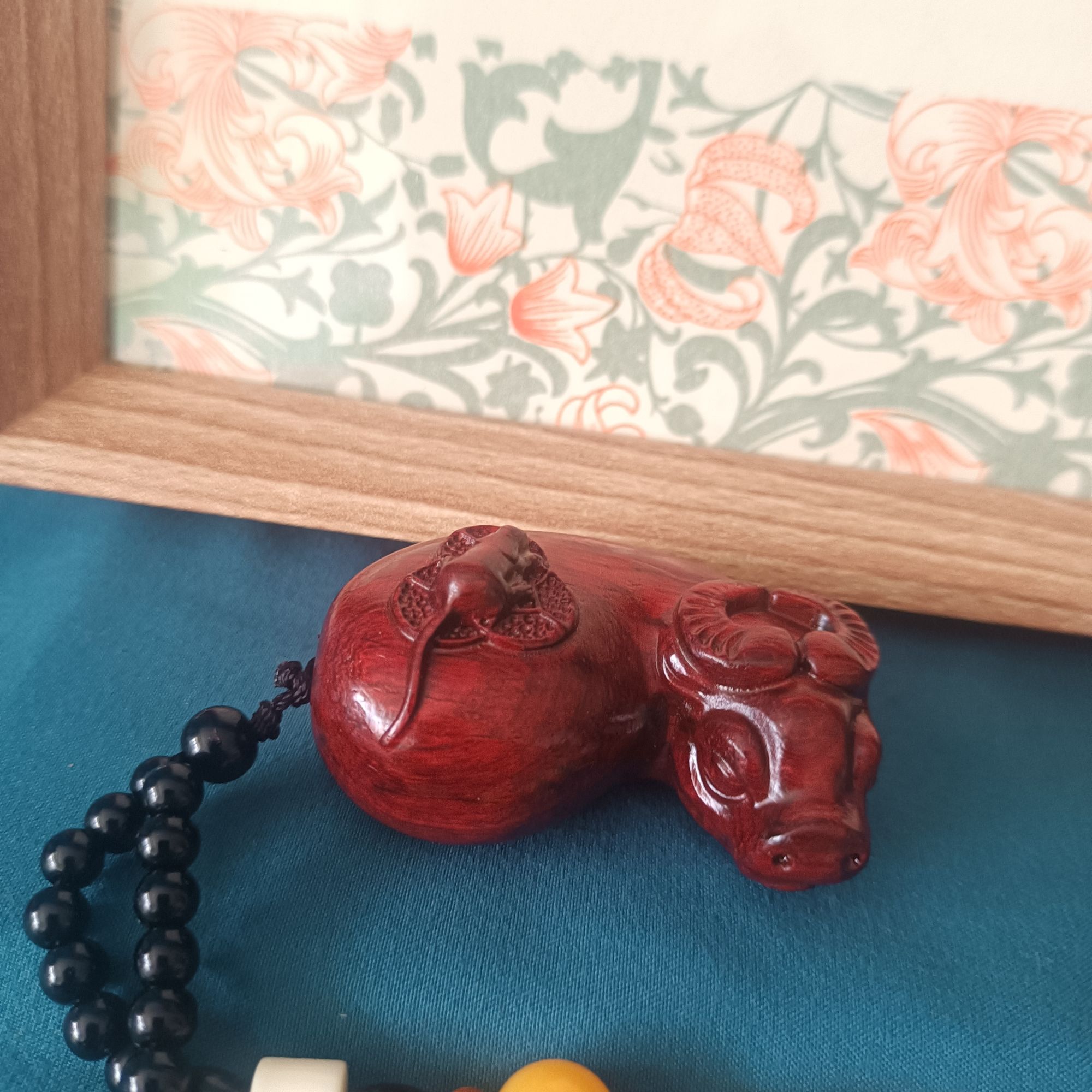 紫檀红木雕刻牛转乾坤好运自来文玩收藏工艺品车挂件摆件